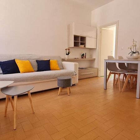 Apartament La Casa Di Delia Marciana Marina  Zewnętrze zdjęcie