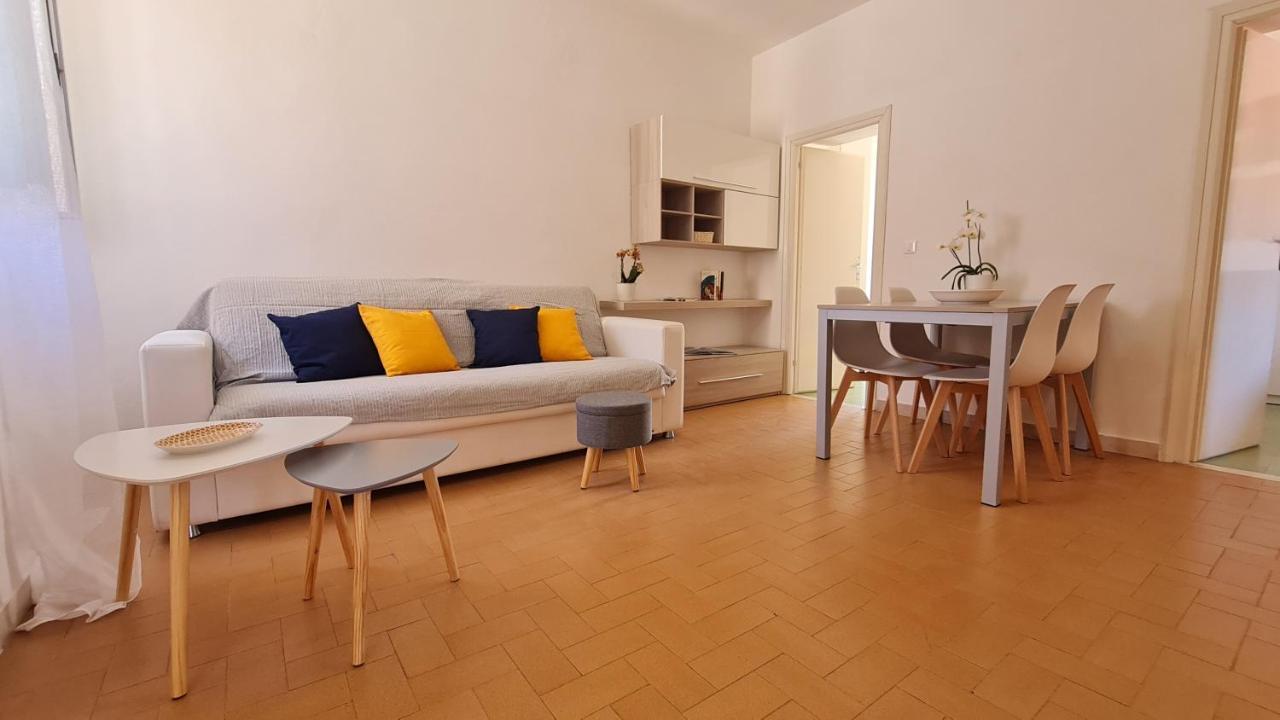 Apartament La Casa Di Delia Marciana Marina  Zewnętrze zdjęcie