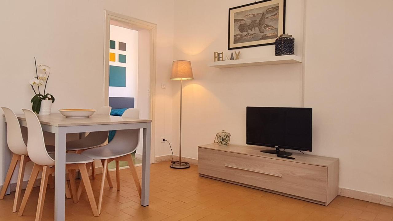 Apartament La Casa Di Delia Marciana Marina  Zewnętrze zdjęcie