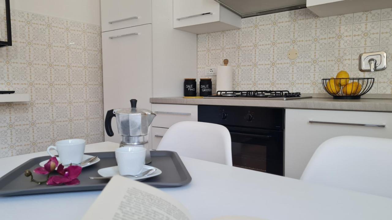 Apartament La Casa Di Delia Marciana Marina  Zewnętrze zdjęcie