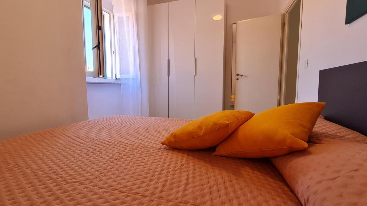 Apartament La Casa Di Delia Marciana Marina  Zewnętrze zdjęcie